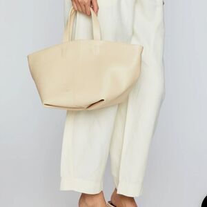 Mansur Gavriel #20
Tulipano leather crossbody bag